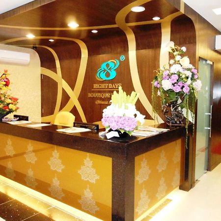 Eight Days Boutique Hotel - Mount Austin ยะโฮร์บาห์รู ภายนอก รูปภาพ