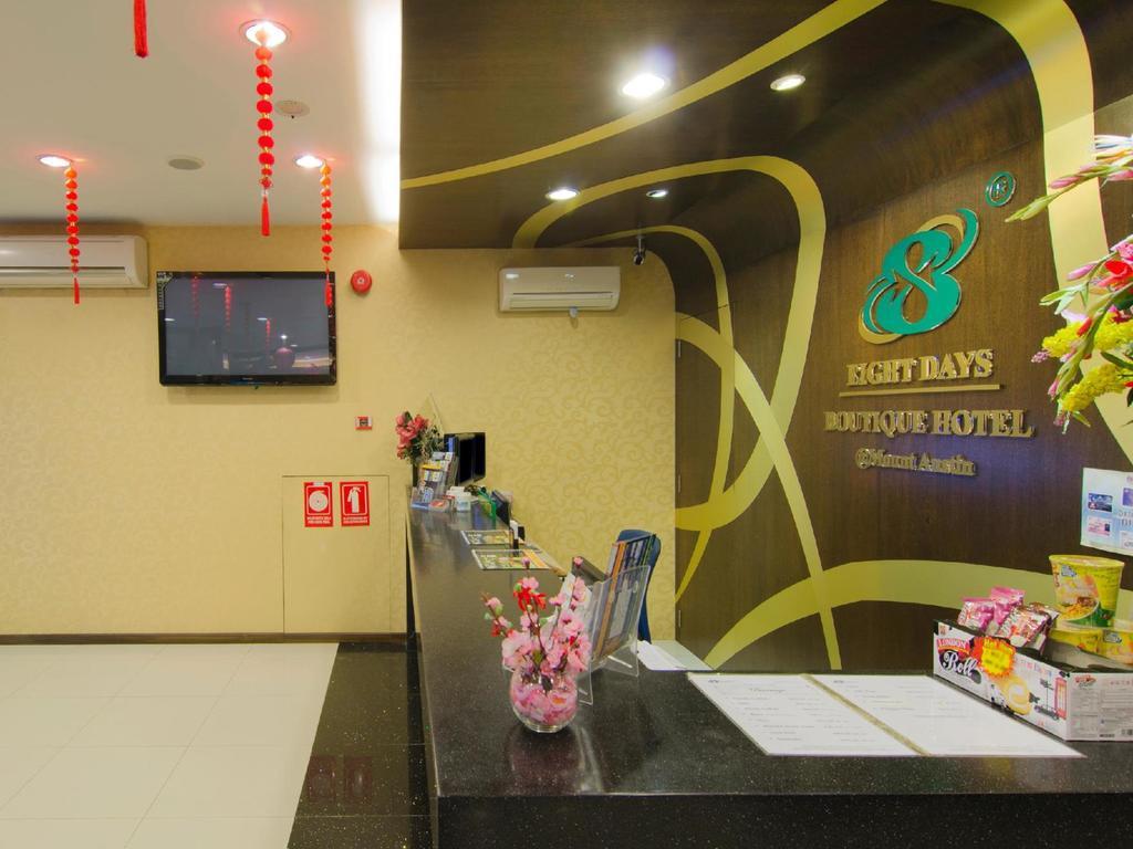 Eight Days Boutique Hotel - Mount Austin ยะโฮร์บาห์รู ภายนอก รูปภาพ