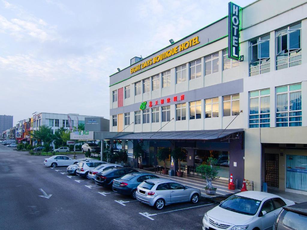 Eight Days Boutique Hotel - Mount Austin ยะโฮร์บาห์รู ภายนอก รูปภาพ